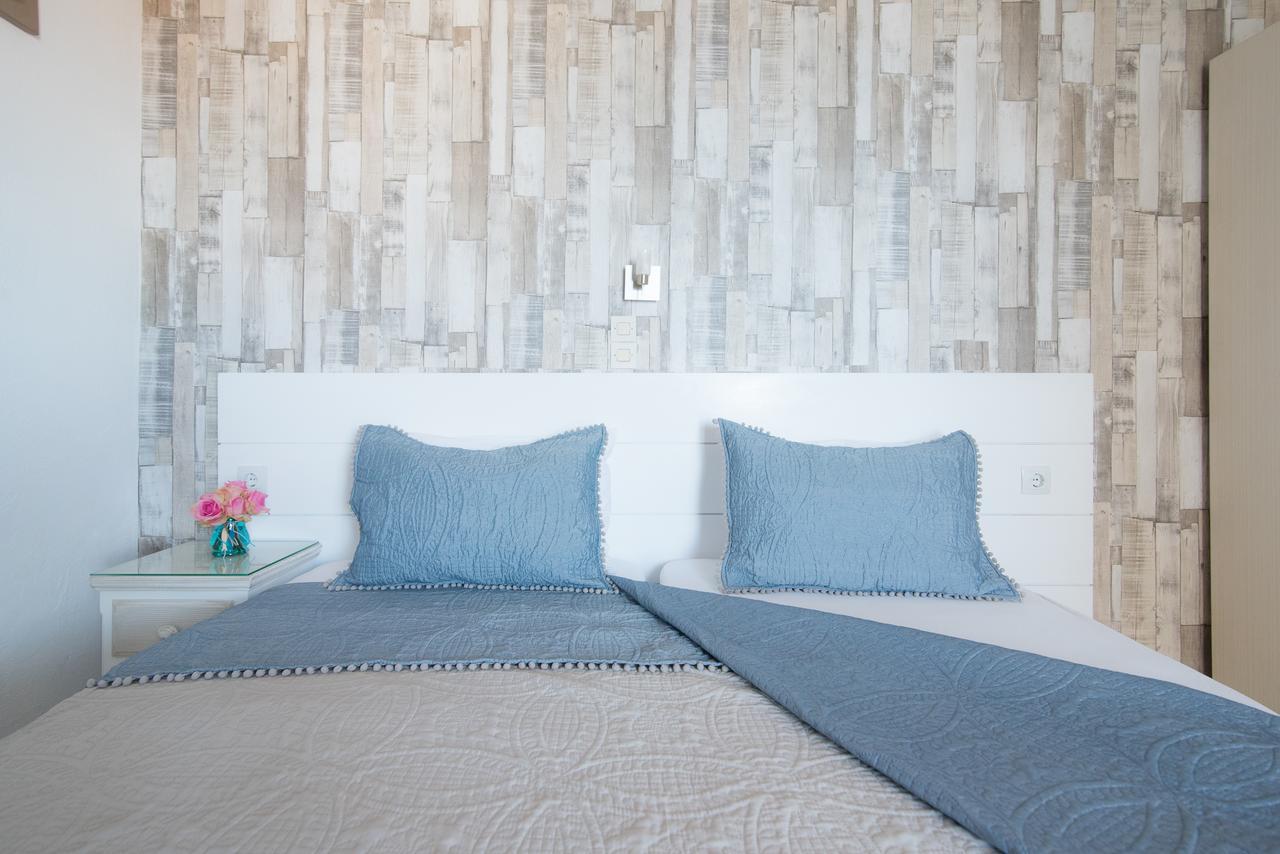 Silver Sun Studios & Apartments Малиа Экстерьер фото