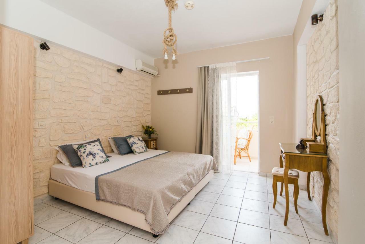 Silver Sun Studios & Apartments Малиа Экстерьер фото